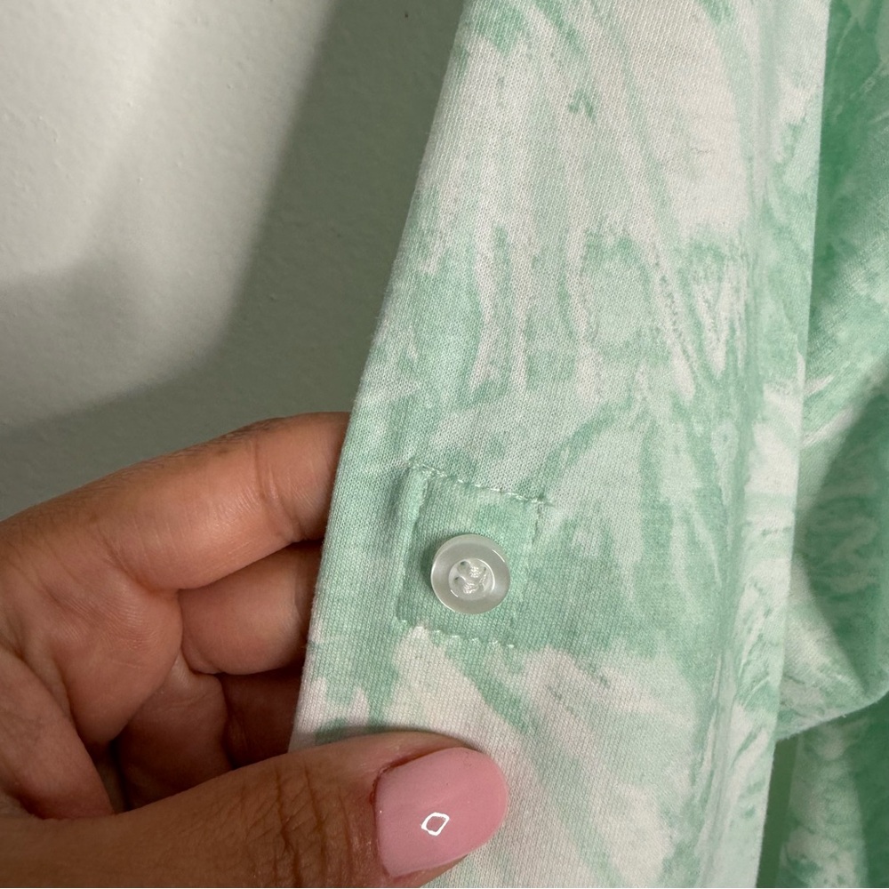 NWOT LuLaRoe Valentina Button‎ Front Tunic Top Shirt Large Green/White Casual - Picture 5 of 9